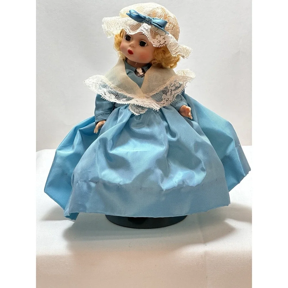 Vintage Madame Alexander 8